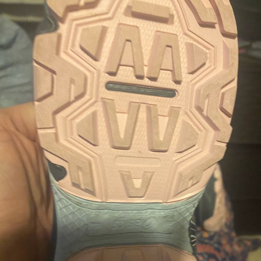 Asics - Picture 7 of 9
